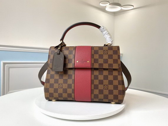 Louis Vuitton Bag 2020 ID:202007a120